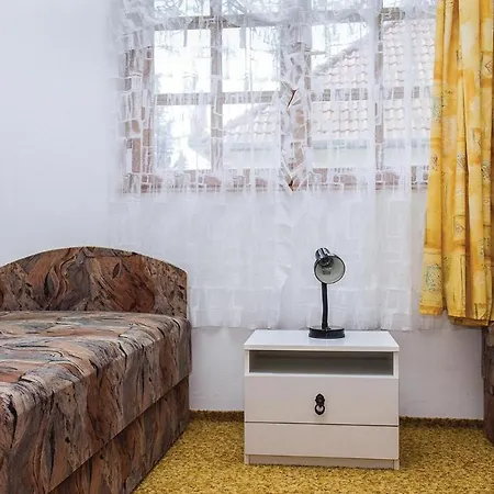 Stunning In W/ 3 Bedrooms Balatonmáriafürdő