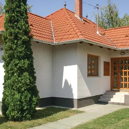 Stunning In W/ 3 Bedrooms Ferienhaus *